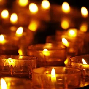Entwine Bespoke Celebrant, Perth Entwine Bespoke Celebrant offer bespoke ceremonies for any part of life's journey. Whether it be weddings, naming ceremonies or funerals, Entwine offer their services in Perth, Dundee, Fife and wider Scotland area.